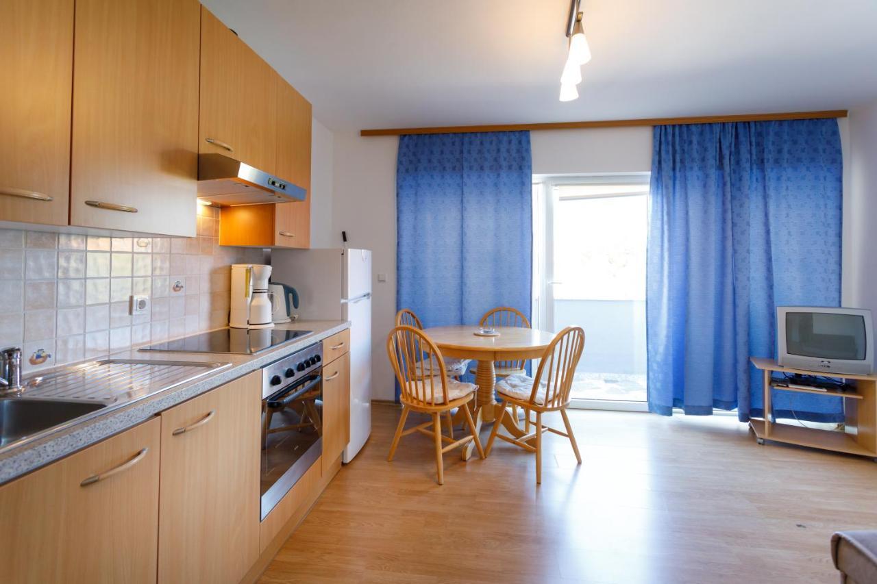 Apartments Lacic كرك المظهر الخارجي الصورة