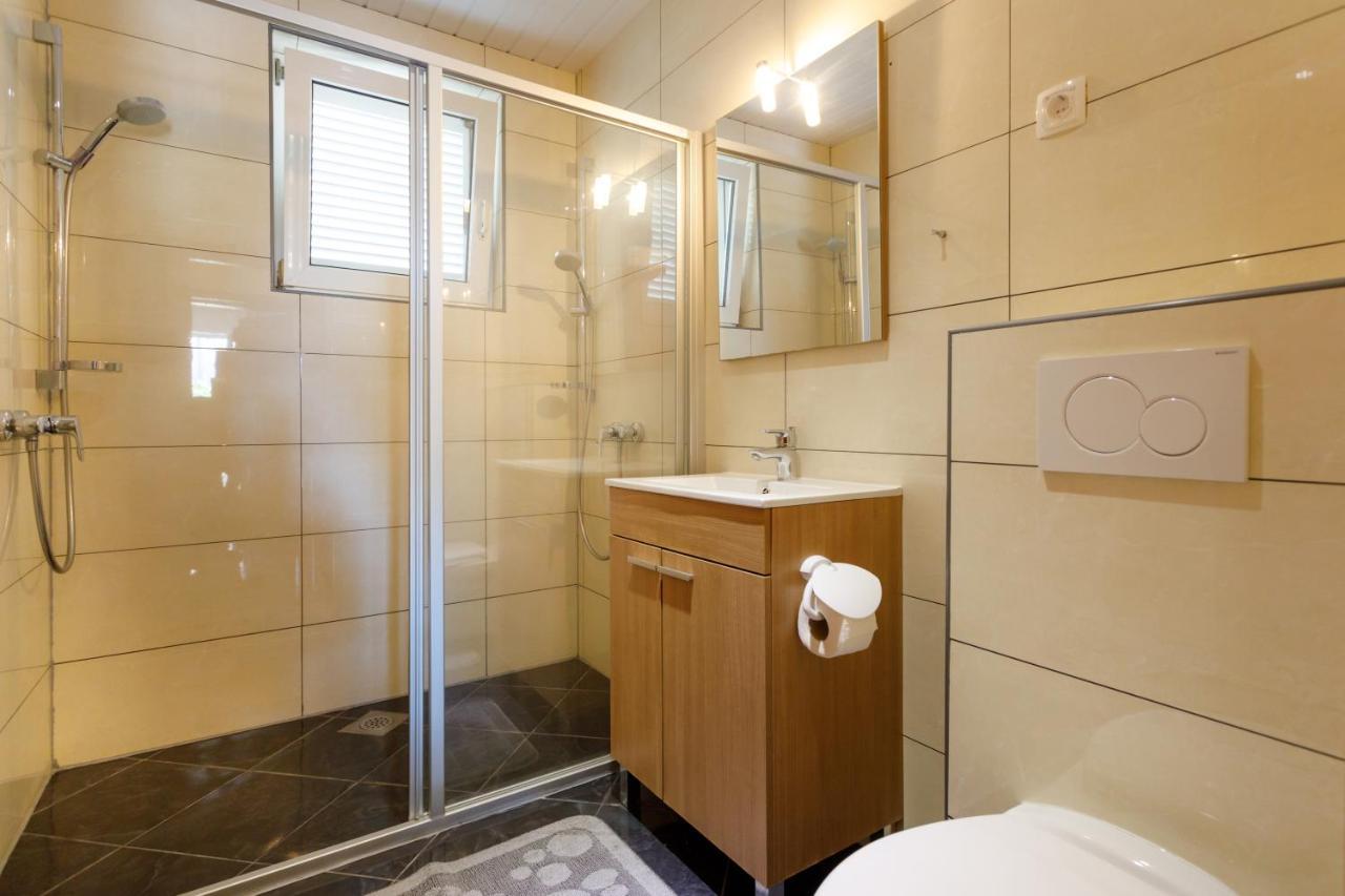 Apartments Lacic كرك المظهر الخارجي الصورة
