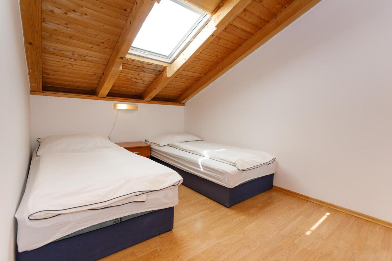 Apartments Lacic كرك المظهر الخارجي الصورة