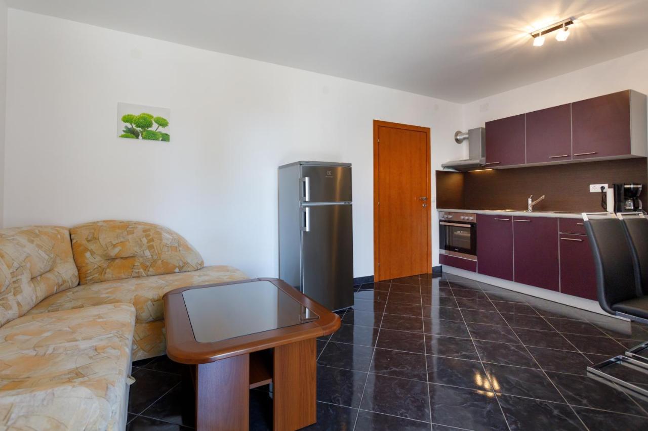 Apartments Lacic كرك المظهر الخارجي الصورة